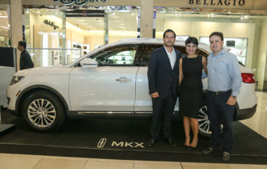 LINCOLN Panamá presentó sus modelos emblemas MKC  en el Luxury Motor Show