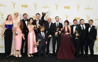 ¨EN VIVO DESDE LA ALFOMBRA ROJA¨  DE LA 68° EDICIÓN DE LOS EMMY AWARDS  EL TALENTO SERÁ INNEGABLE Y EL MAL GUSTO…¡IMPERDONABLE!