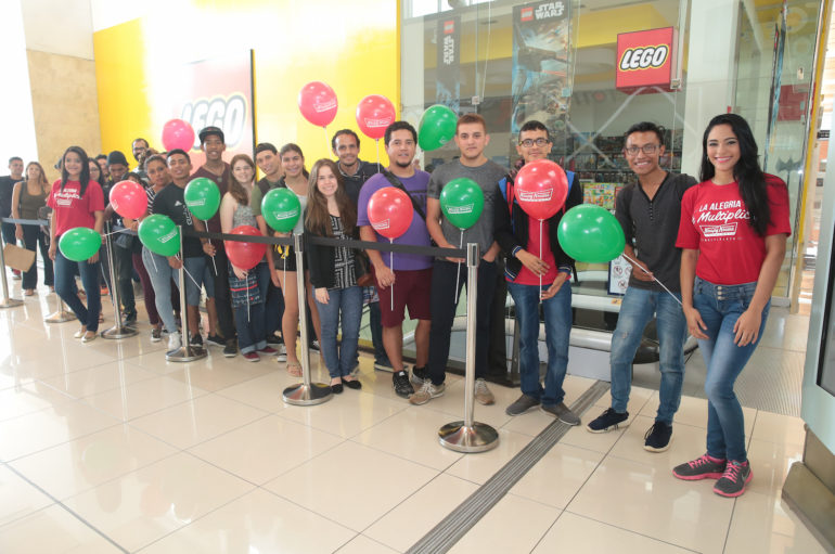 KRISPY KREME CELEBRA SU APERTURA DE SU SEGUNDA TIENDA EN PANAMÁ