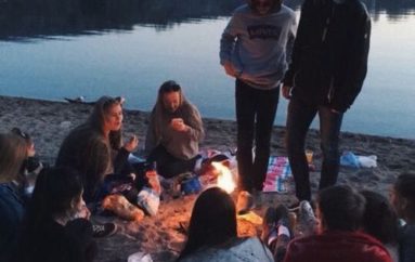 DISFRUTA TU  VERANO CON LA  FAMILIA Y LOS AMIGOS.