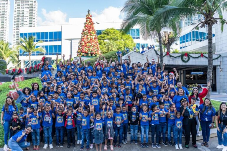 Niños panameños cumplieron el sueño de volar en el viaje inolvidable de Copa Airlines