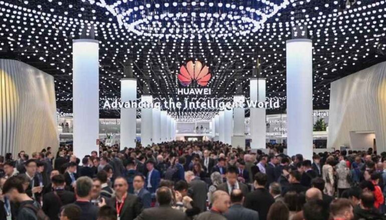 Huawei avanza en inteligencia a medida que los operadores adoptan el primer año de 5.5G comercial 
