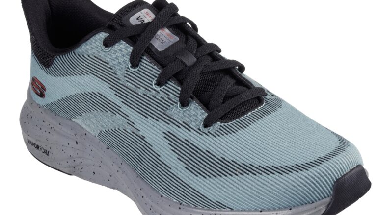 PARA ELLAS QUE BUSCAN CONFORT Y ESTILO SKECHERS