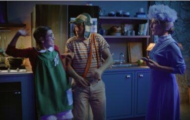 La nueva campaña de SmartThings de Samsung revive al Chavo del 8 para mostrar la conectividad del hogar