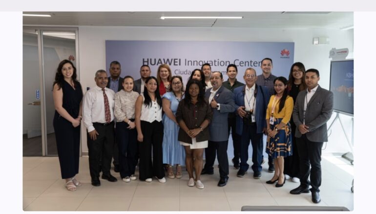 Huawei presentó el Ecosistema de Aulas  Escolares y de Oficinas en espacios  inteligente con Idea Hub