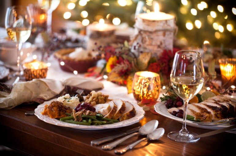 NAVIDAD A LA MESA : IDEAS PARA UNA CELEBRACIÓN ÚNICA