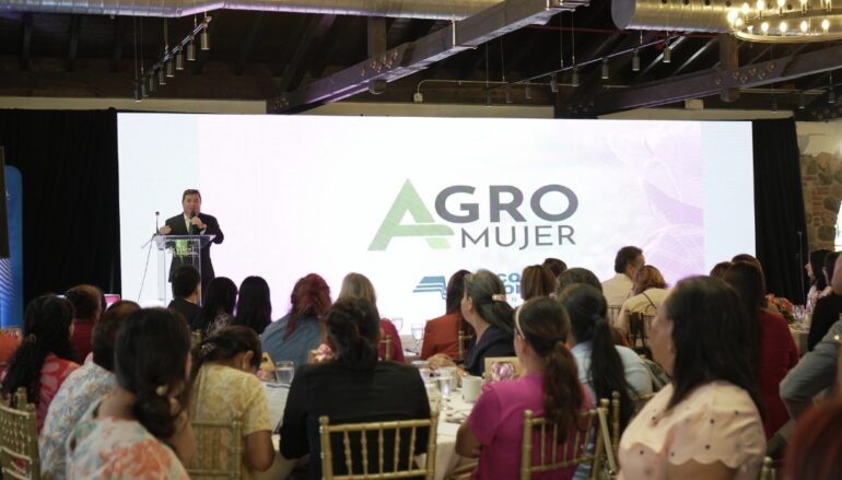 Agro Mujer programa de financiamiento para la Agroindustria liderado por mujeres